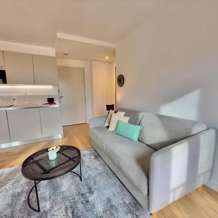 Moderne - Lumineux - Vue Port Apartamento Antibes